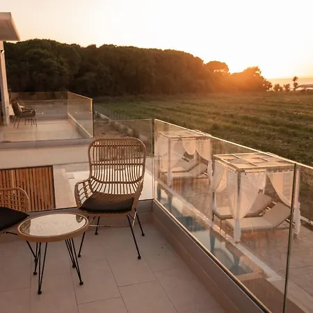 Salt Boutique Hotel apartamentowy 4*