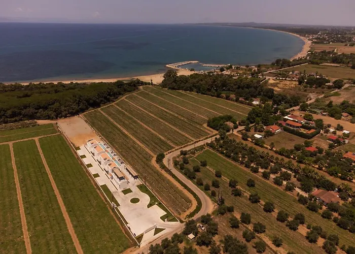 Ξενοδοχείο με διαμερίσματα Salt Boutique 4*